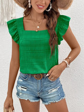 Square Neck T-shirt with Flowing Sleeves – Elegant for Summer