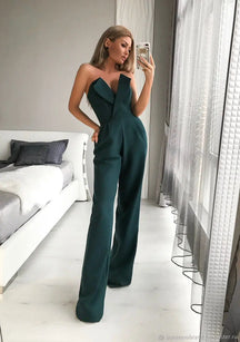 Women's Sleeveless Jumpsuit with Asymmetrical Neckline – Mid-Rise and Sophisticated Design 