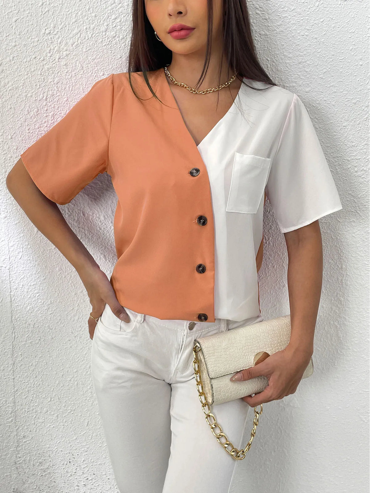 Blusa Feminina de Verão com Bolso Frontal – Elegante e Casual