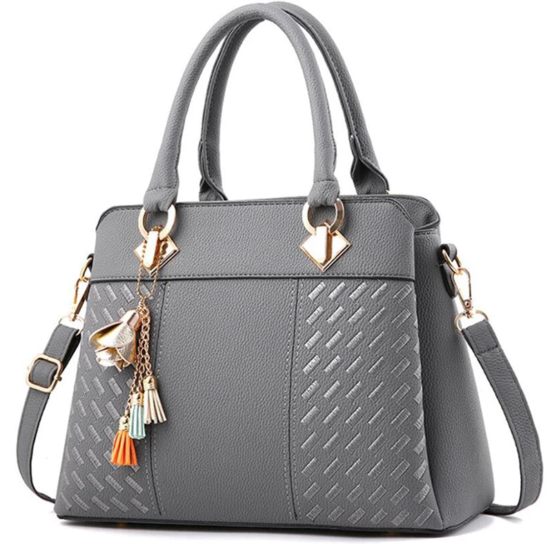 Mala Tiracolo Feminina de Luxo Gusure – Grande Capacidade com Pendente de Tassel e Bordado Elegante