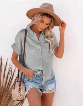 Camisa Branca em Algodão com Botões e Gola Lapela – Casual para o Verão
