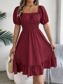 Midi Dress – Summer Casual with Square Neckline, Short Sleeves and Ruffled Waist