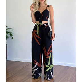 Women's Spring/Summer 2025 Outfit – Tank Top and Elegant Trousers