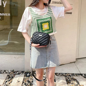 Small Women's Crossbody Bag – Elegant Design in Synthetic Leather with Zipper Closure