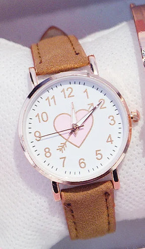 Women's Watch with Heart-Shaped Dial – Delicate Design
