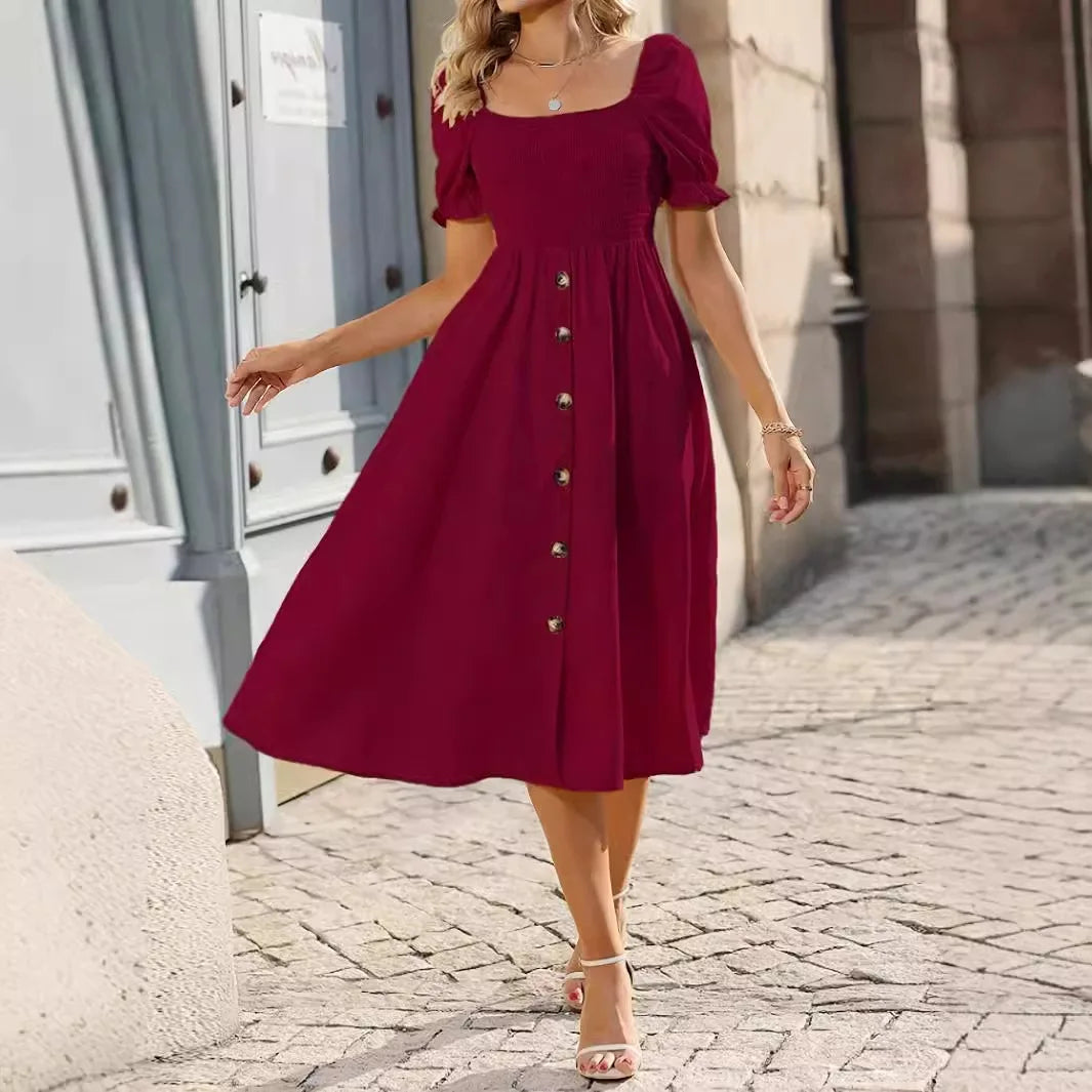 Green Midi Dress with Buttons – Casual Elegance | Model with Short Sleeves and Long Cut
