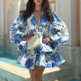 Short Dress with Vintage Print – Elegant Long Sleeve Model with Ruffles