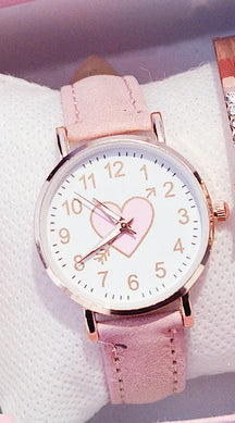 Women's Watch with Heart-Shaped Dial – Delicate Design