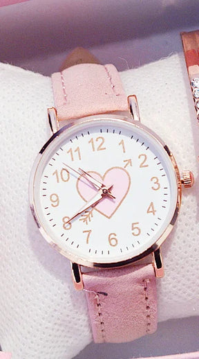 Women's Watch with Heart-Shaped Dial – Delicate Design