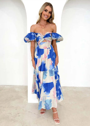 Elegant Women's Long Dress with Sophisticated Print – High Quality Model