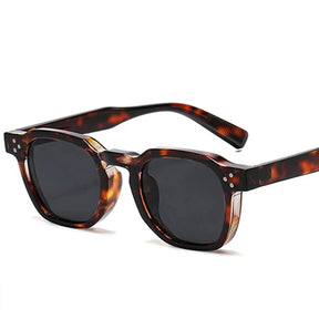 Vintage Oval Studded Sunglasses – Unisex Style with Blue Light Protection