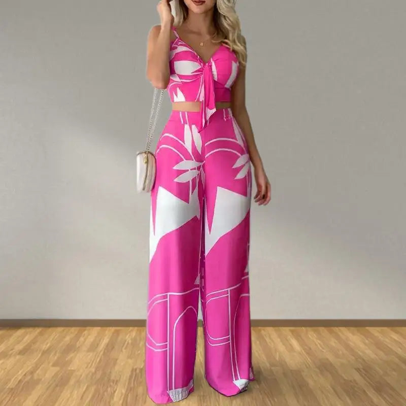 Women's Spring/Summer 2025 Outfit – Tank Top and Elegant Trousers