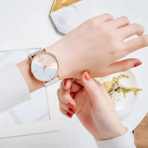 Women's Watch Set – Colorful Synthetic Leather Strap and Elegant Bracelet