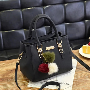Mala Tiracolo Feminina de Luxo Gusure – Grande Capacidade com Pendente de Tassel e Bordado Elegante